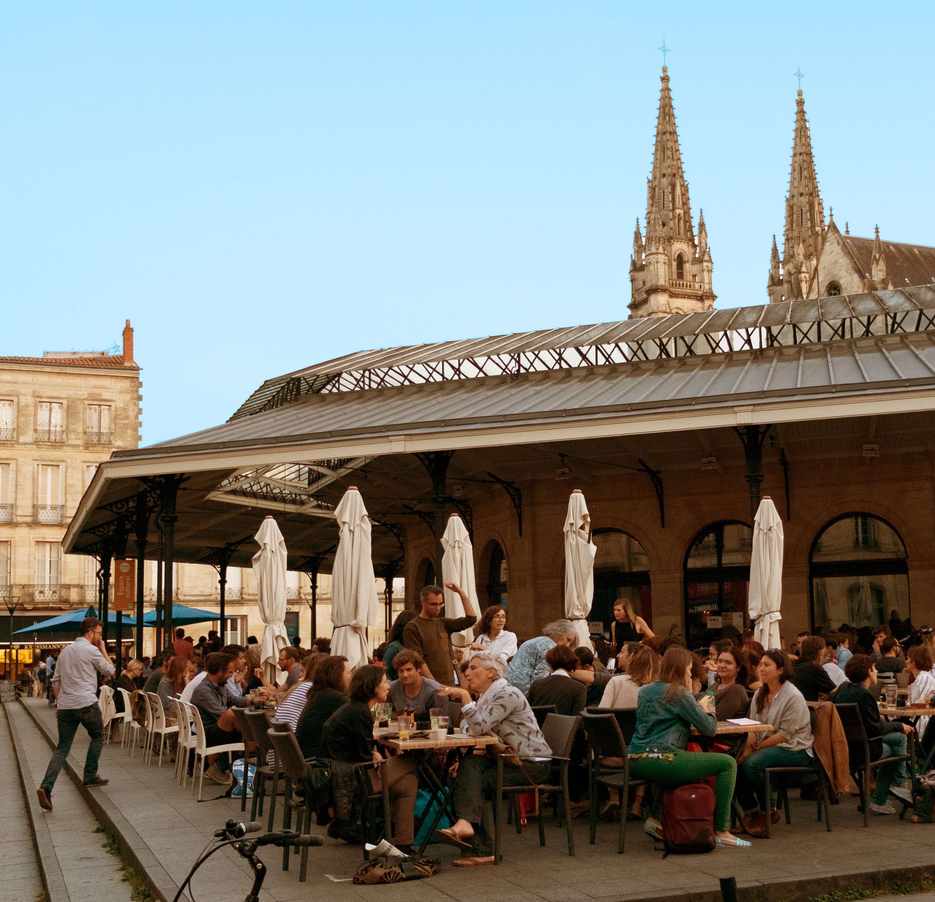 Halle des chartrons