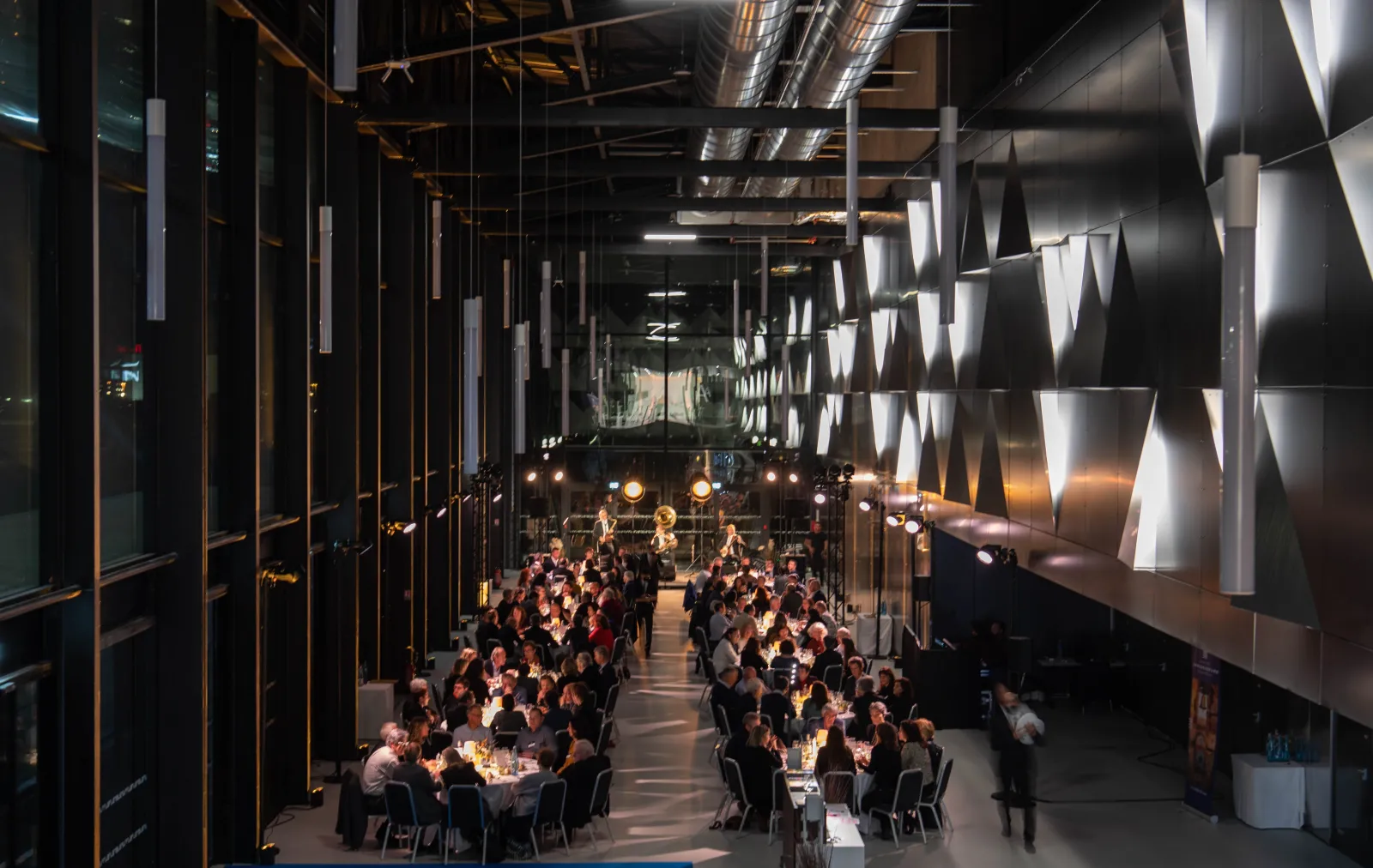 ARTISTE ASSOCIE PHOTOGRAPHES