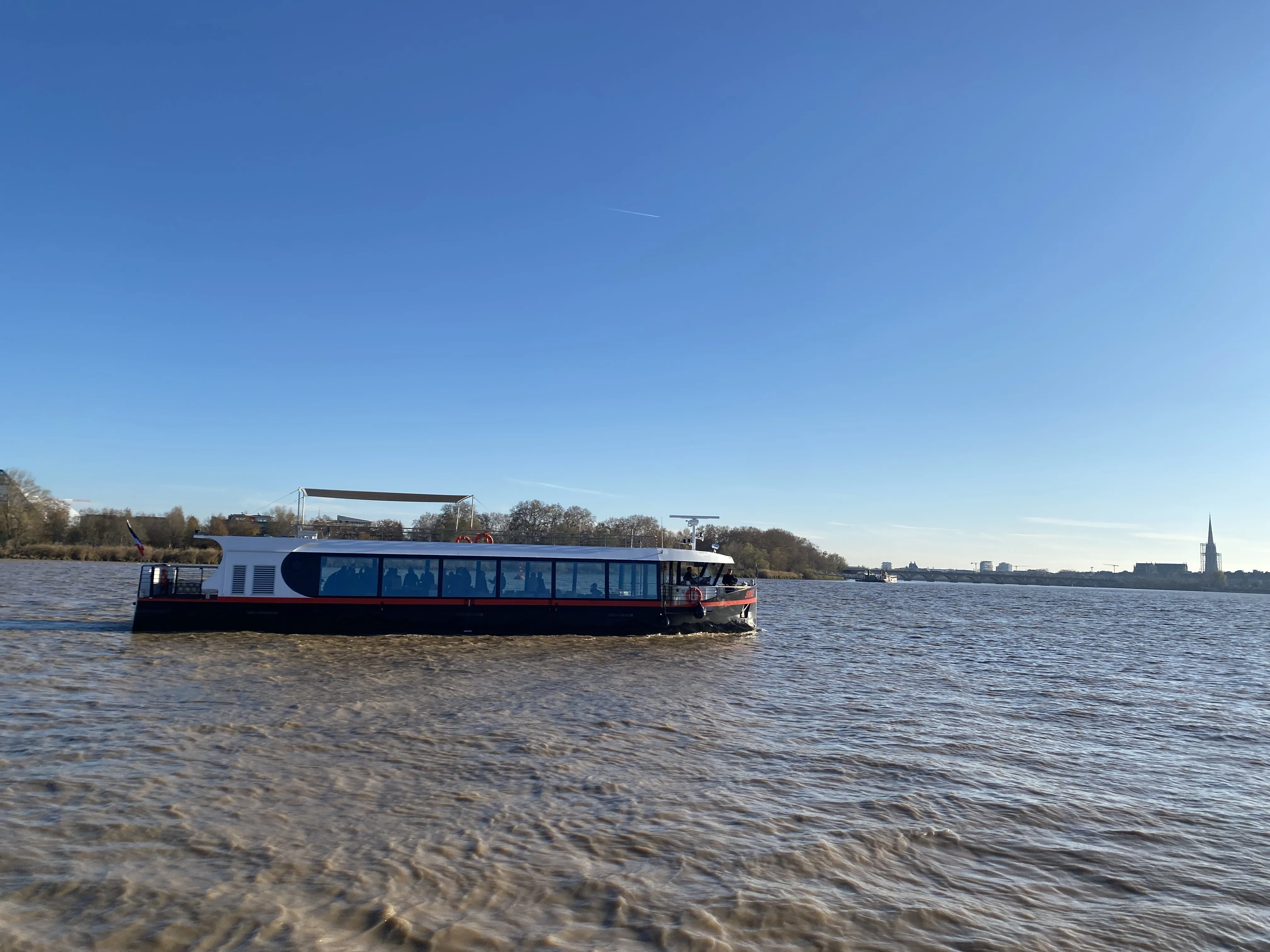 Les Bateaux Bordelais